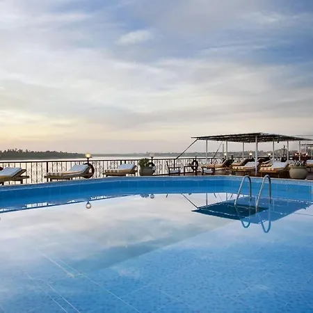 Nile Cruise 3 Nights From Aswan To Luxor Every Friday, Monday And Wednesday With Tours Exterior photo