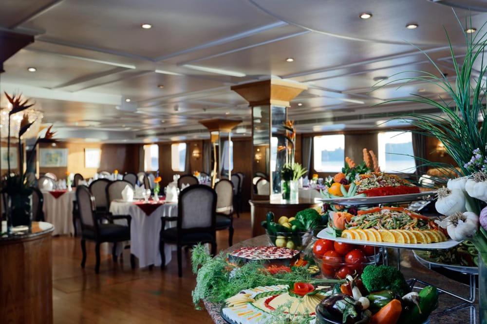 Botel Nile Cruise 3 Nights From To Luxor Every Friday, Monday And Wednesday With Tours